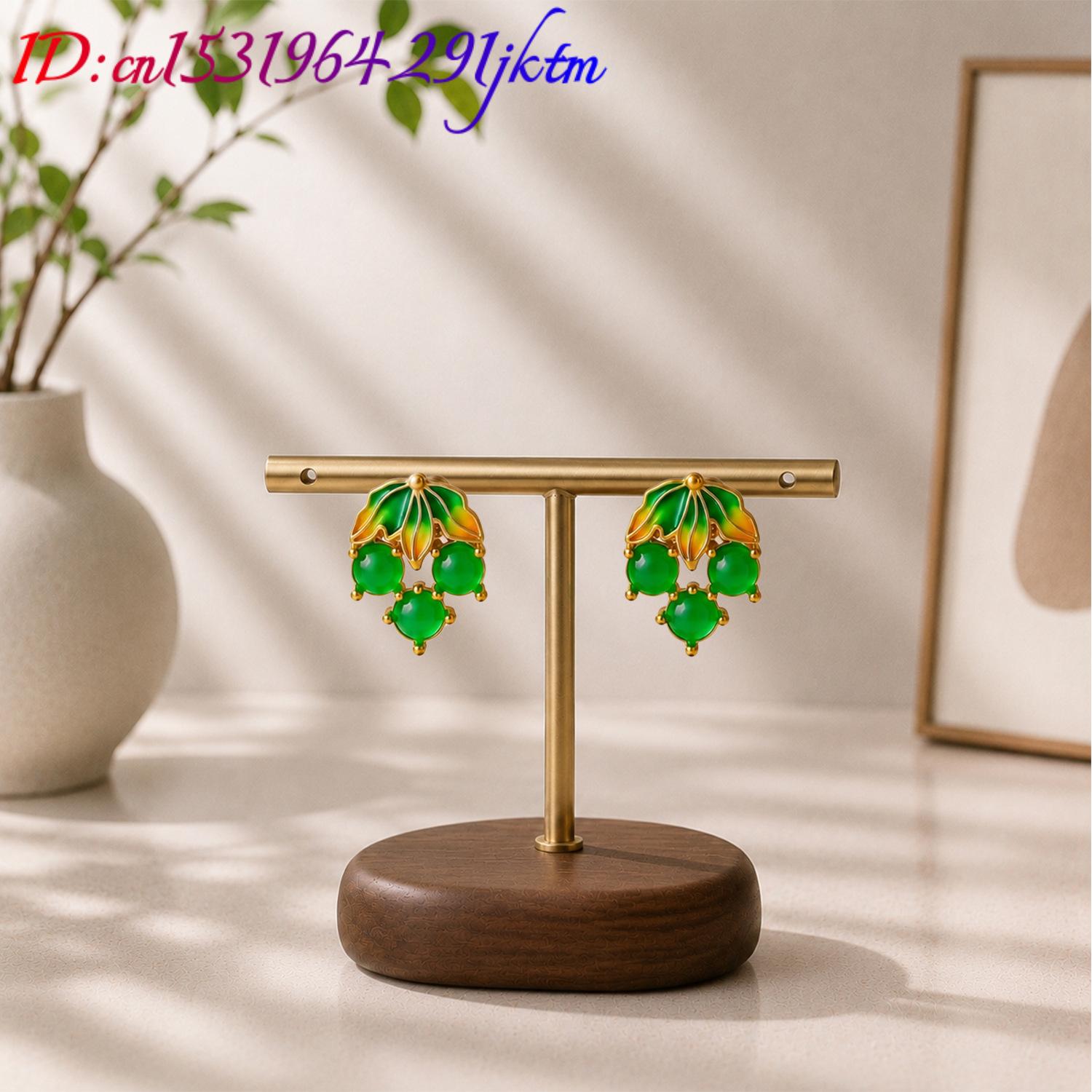 Burmese Jadeite Grape Earrings - Earrings 评论和价格
